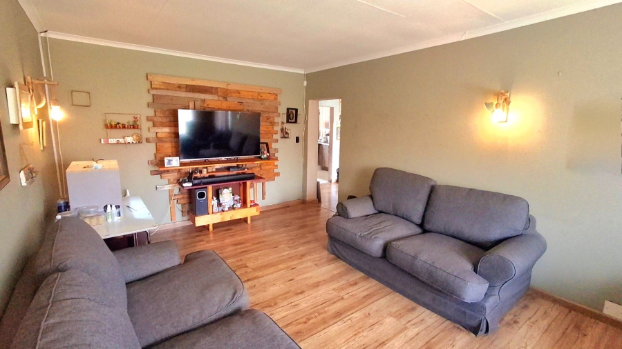 4 Bedroom Property for Sale in Vaalpark Free State